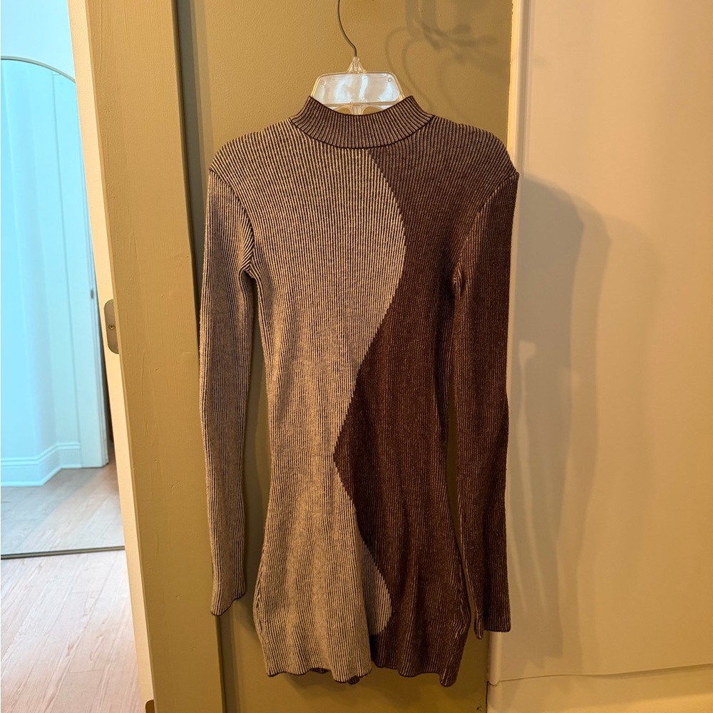 Two-Tone Ribbed Mini Dress - Picture 2 of 3